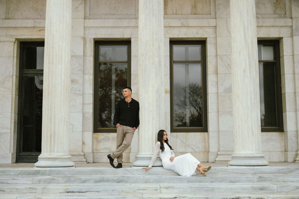 Engagement Photos at the Toledo Museum of Arts in Toledo, Ohio
