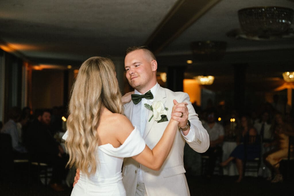Example of what to look for in a wedding photographer's photo
